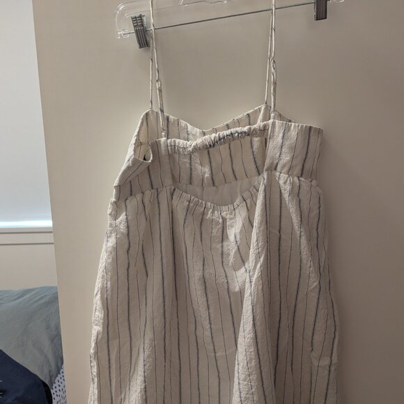 Zara dress with skort - Picture 2 of 4